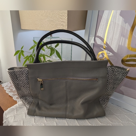 Vince Camuto Color Block Shoulder Bag - Picture 2 of 11